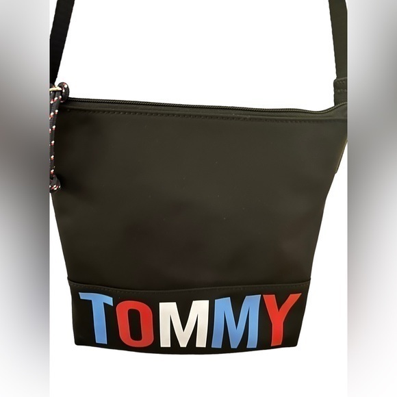 Tommy Hilfiger Spell Large Logo Blue‎ Crossbody - Picture 2 of 6